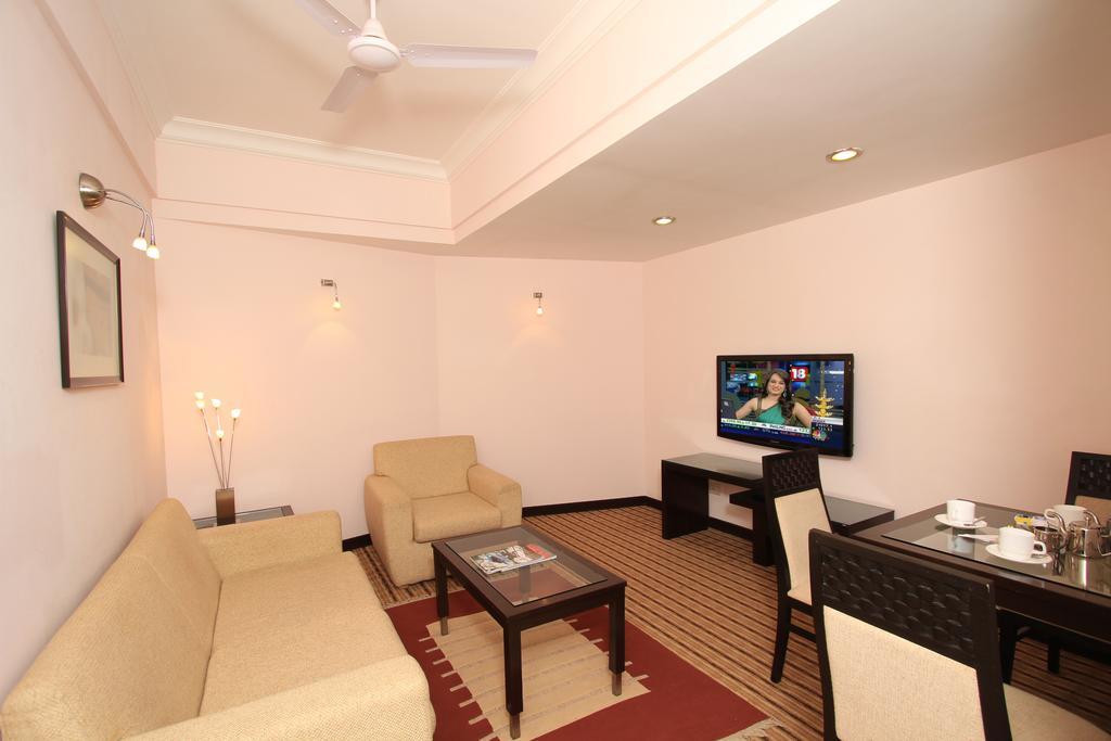 Hotel Fidalgo Panaji Zewnętrze zdjęcie